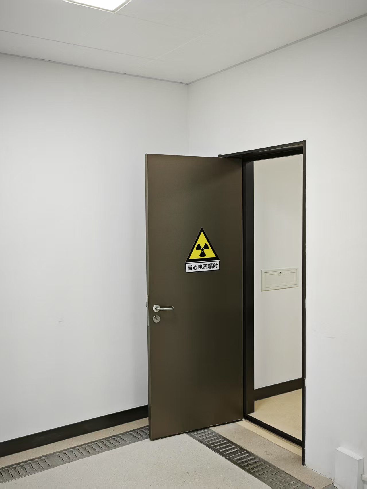 抚州CT室手动单开防护铅门